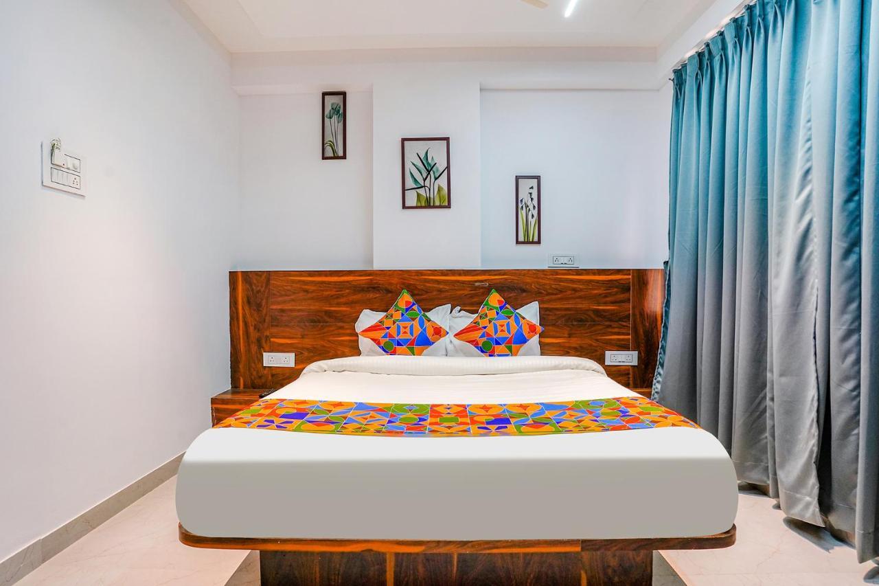 Fabhotel Crystal Inn - Nr Suvarndeep Chowk Pimpri-Chinchwad Eksteriør billede